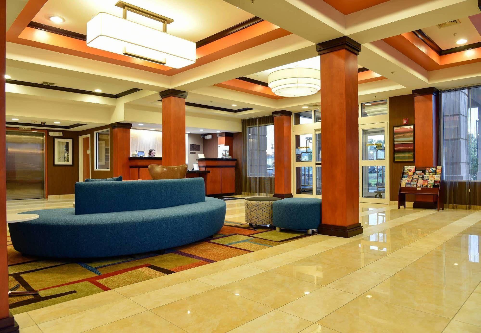 Fairfield Inn Hartford Airport Windsor Locks Exterior photo